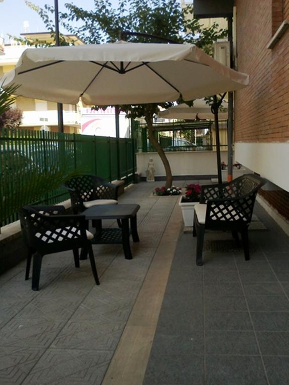 Hotel Aurora Scauri  Exterior foto